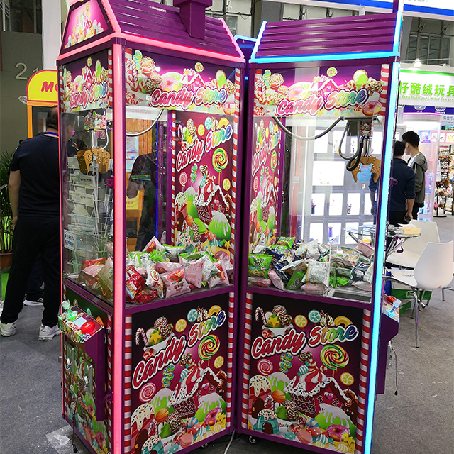 Claw Crane Machine "Candy Store"