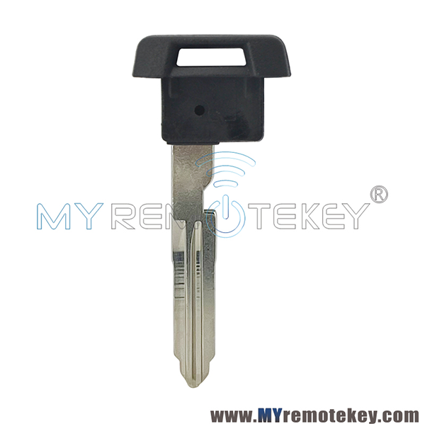 PN 6370C465 Smart key blade emergency key insert MIT3 for 2023 Mitsubishi Outlander
