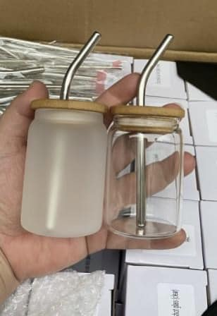 Chinese Warehouse 3.5oz Sublimation Frosted / Clear Glass Beer Can with Bamboo Lid+Metal Straw