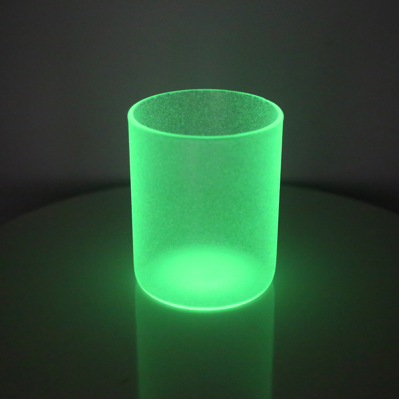 Chinese Warehouse 6oz Frosted Clear Glow in the Dark Sublimation Glass Candle Jar With Wooden Lid