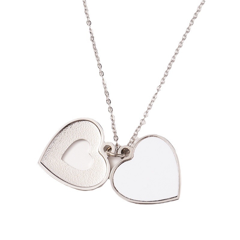 CHINESE WAREHOUSE Single Side Sublimation Blank Metal Necklack Heart and Round Shape