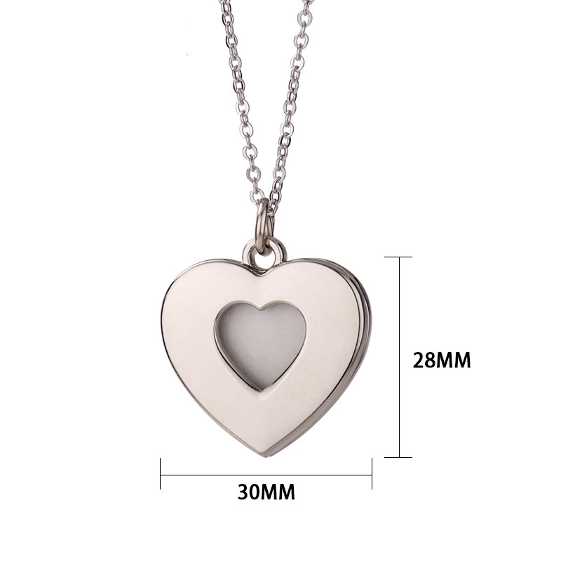 CHINESE WAREHOUSE Single Side Sublimation Blank Metal Necklack Heart and Round Shape