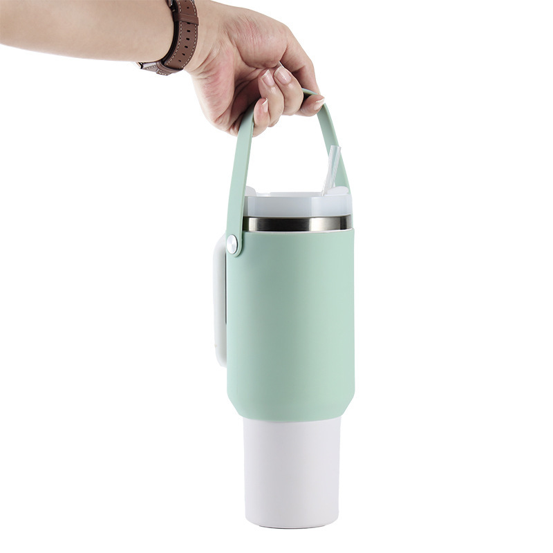 CHINESE WAREHOUSE 2024 New Flexible Easy Takeout Tumbler Blank Cup Accessories Silicone Sleeve Carrier With Handle