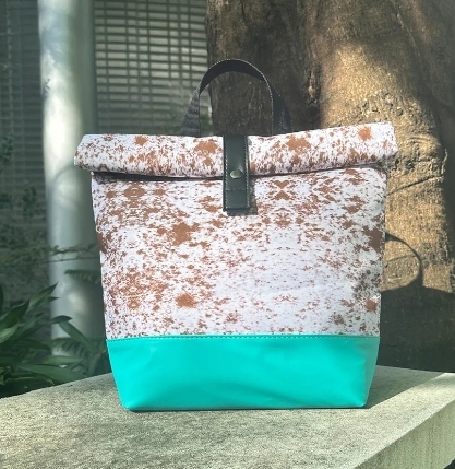 CHINESE WAREHOUSE New Portable Folding Waterproof Ice Bag Leopard Print Cow Print Cooler Bag Outdoor Thermal Bag Cross-Border Picnic Bag