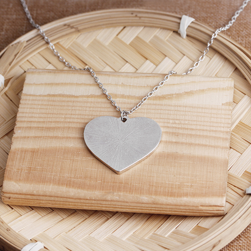CHINESE WAREHOUSE Mother's Day Gift Alloy Necklace
