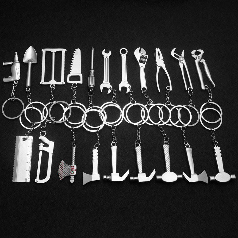 CHINESE WAREHOUSE Father's Day Mini Tool Keychain