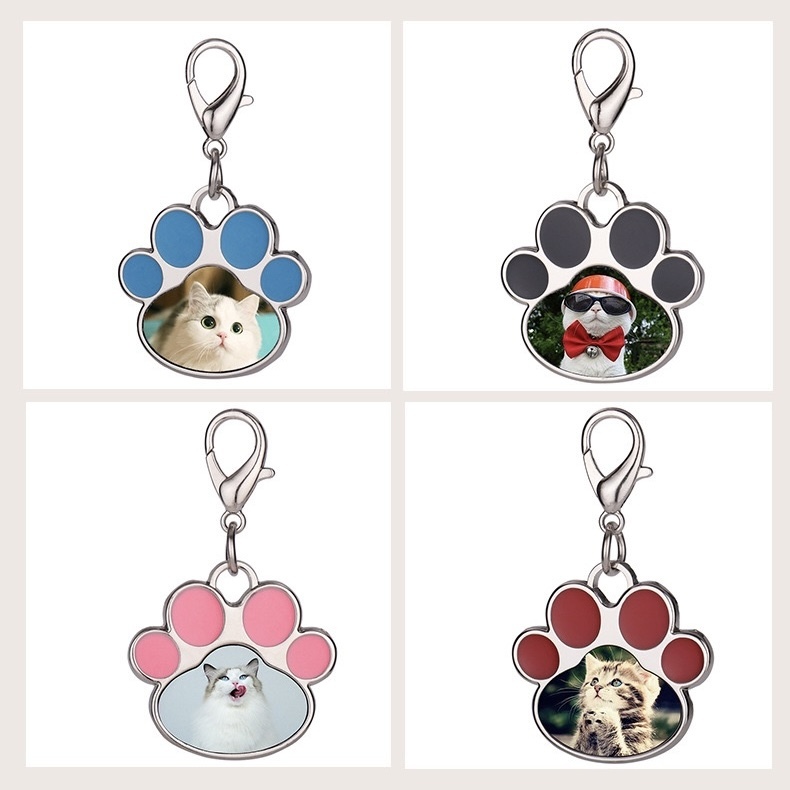 CHINESE WAREHOUSE  Cat Paw keychain