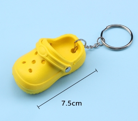 CHINESE WAREHOUSE Mix Style Keychains Beach Shoes