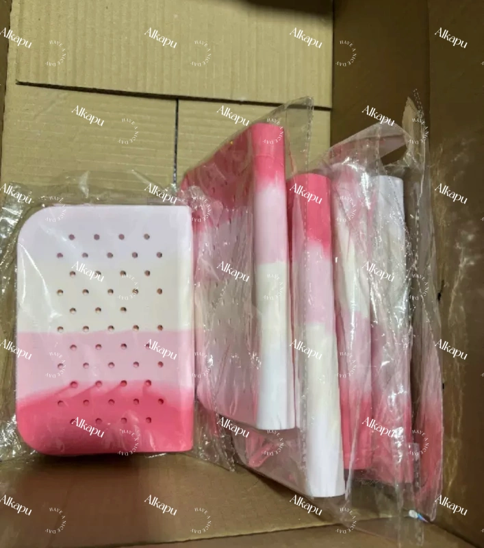 CHINESE WAREHOUSE Mix Size Silicone Pencil Case Mix Colors Ready To Ship
