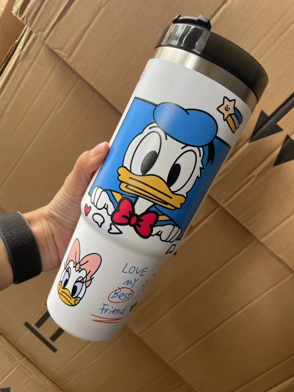 CHINESE WAREHOUSE 30oz Disney Pattern Tumbler with Handle