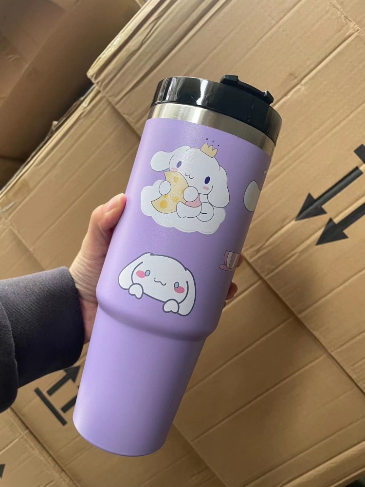 CHINESE WAREHOUSE 30oz Disney Pattern Tumbler with Handle
