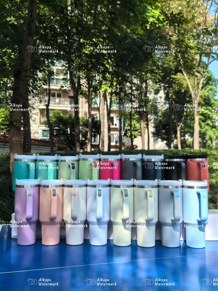 CHINESE WAREHOUSE 40oz H2.0 Powder Coated Tumbler