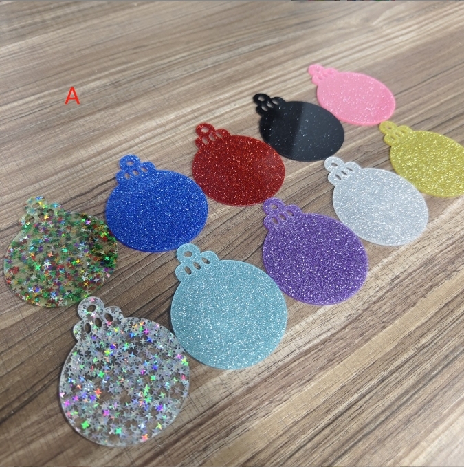 CHINESE WAREHOUSE 3" Acrylic Shimmer Chrismas Pendant