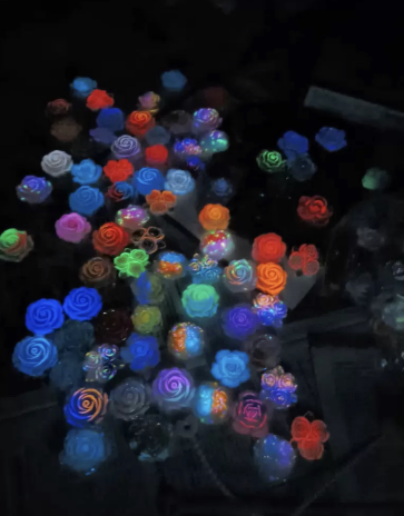 CHINESE WAREHOUSE Wholesale Resin decorations Glow In The Dark Ready To Ship