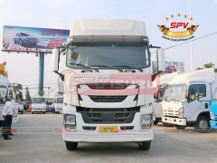 Tractor Head Truck ISUZU