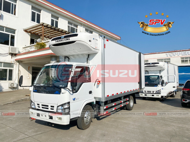 Refrigerator Truck ISUZU