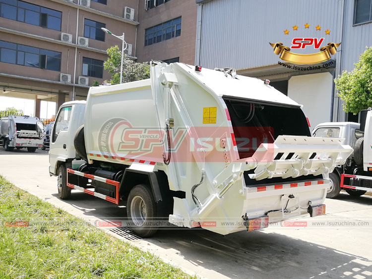 SPV Isuzuchina - Solid Waste Compactor Truck - Left Back Side View