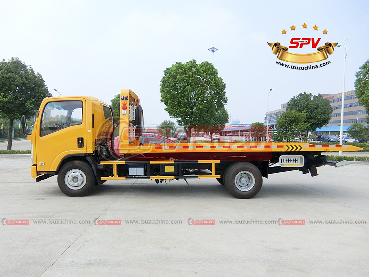 SPV Isuzuchina - Breakdown Truck ISUZU - Left Side View