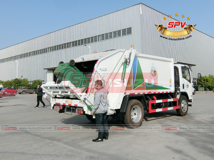 SPV Isuzuchina - Rubbish Truck ISUZU - Comb liting3