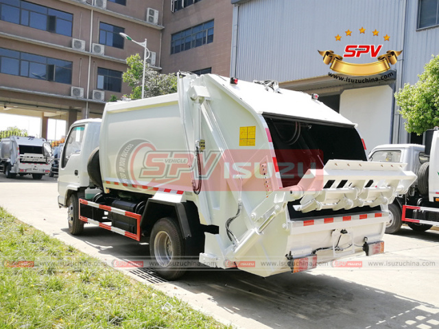 Waste Collection Truck ISUZU