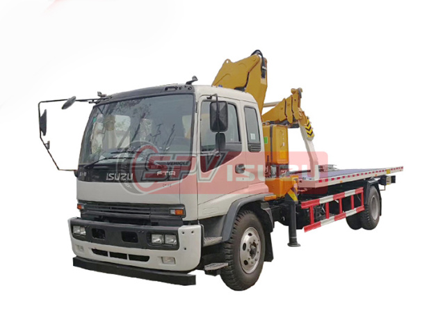 Road Wrecker With Crane