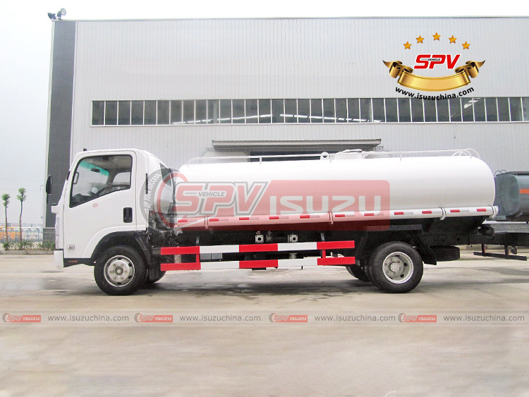 SPV Isuzuchina - 8,000 Litres Clean Water Truck ISUZU - Left Side View