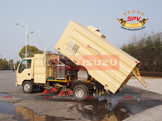 Road Sweeping Truck ISUZU