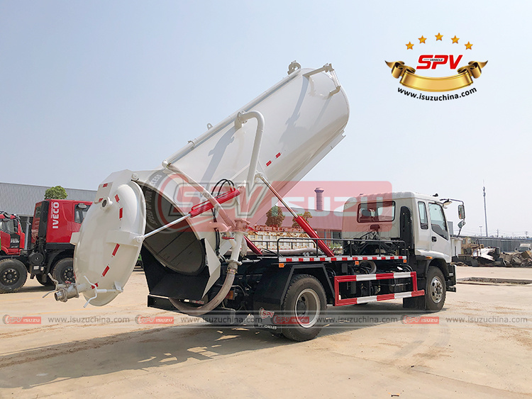 SPV Isuzuchina - 10,000L Waste Disposal Vehicle ISUZU - Tank Lifting and Rear Door Open