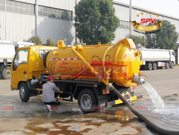 SPV Isuzuchina - 3,000 L Vaccum Tanker ISUZU - Discharge Valve
