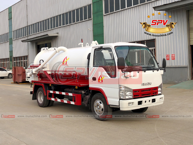 SPV Isuzuchina - 4,000L Sewage Cleaning Truck ISUZU - Right Front Side View