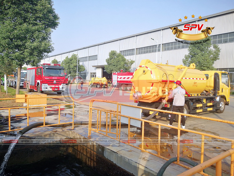 SPV Isuzuchina - 6,000L Vacuum Sewer Truck ISUZU - Side Discharge Valve