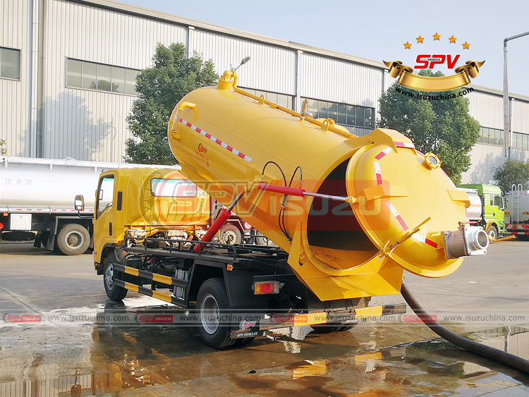 SPV Isuzuchina - 6,000L Sewage Vacuum Truck ISUZU - Tank Lifting