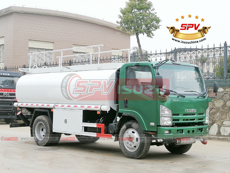 SPV Isuzuchina - 10,000L Refueling Bowser Truck ISUZU - Front Right Side 