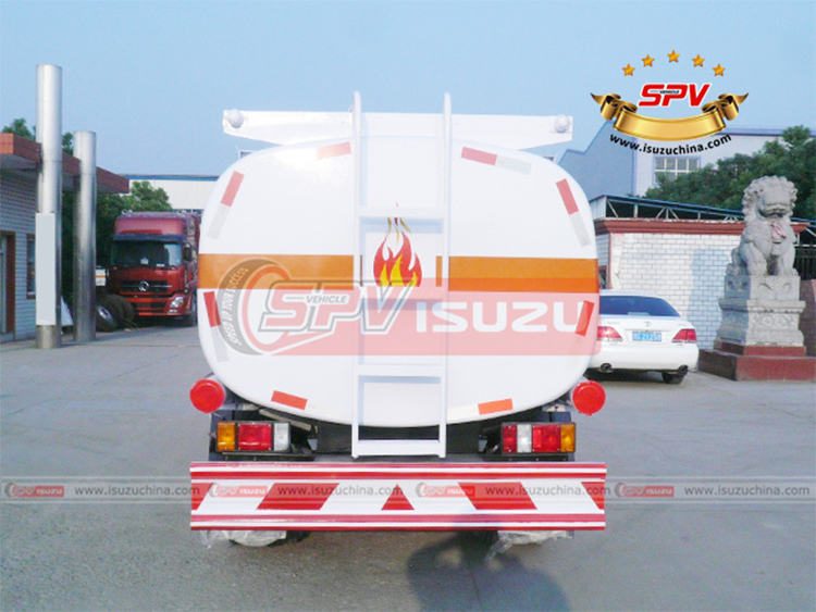 SPV Isuzuchina - 10,000L Rigid Diesel Tank Truck ISUZU - Rear Side View