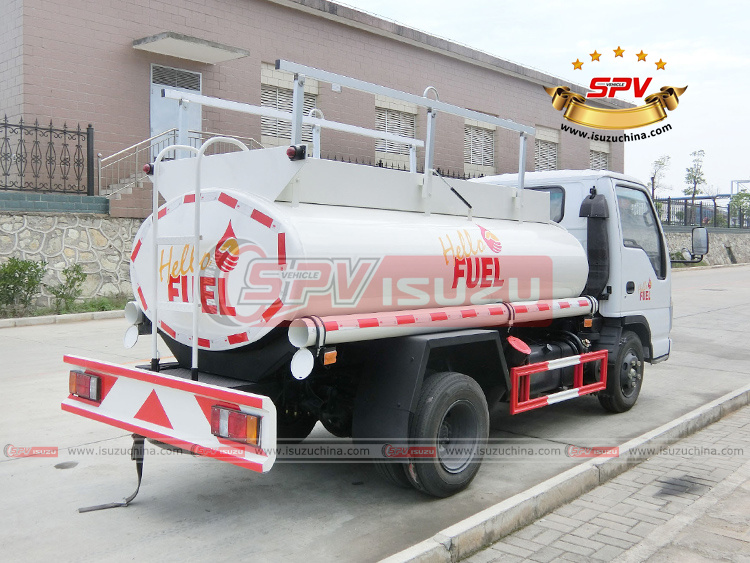 SPV Isuzuchina - 3,000L Crude Oil Tank Truck ISUZU - Right Back Side View