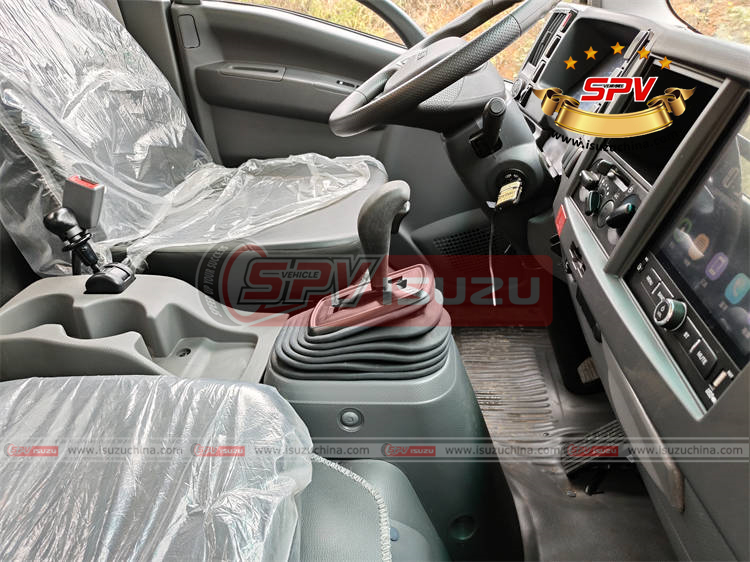 SPV Isuzuchina - Truck Mounted Scissors Lift ISUZU - Cabin Display -2