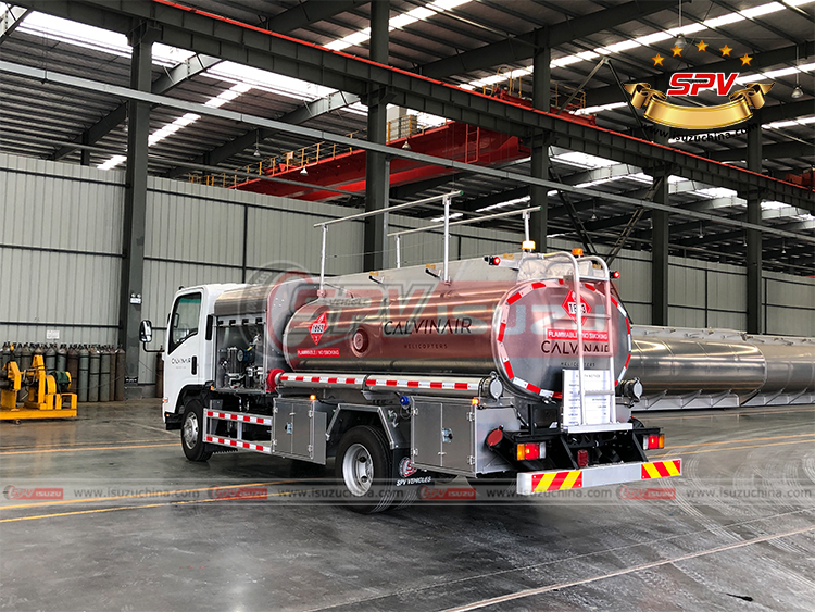 Isuzuchina - 5,000L Refueler Truck ISUZU - Left Back Side View