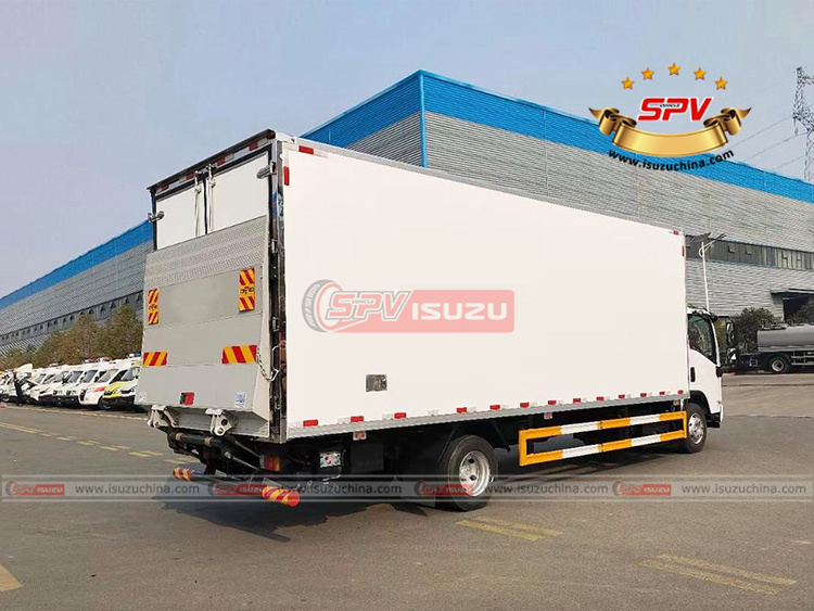 Chiller Truck ISUZU - Right Back Side View