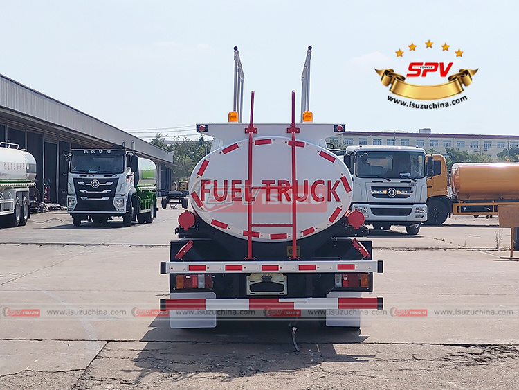 4,000L Dispensing Diesel Truck ISUZU - Rear Side View