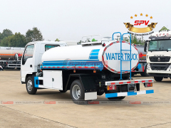 Water Carrying Truck ISUZU