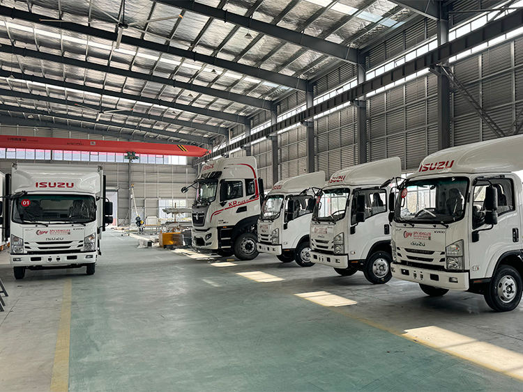 4 Units of ISUZU Chassis In SPVISUZU Factory