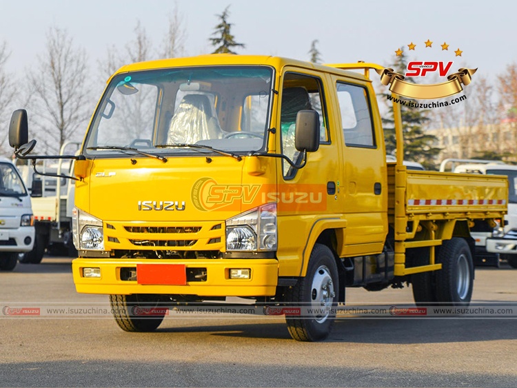 ISUZU ELF Cargo Box Truck - Front Left Side