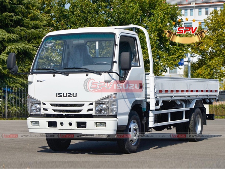  ISUZU ELF Goods Transport Truck - Front Left Side