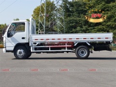 Cargo Hauling Truck ISUZU