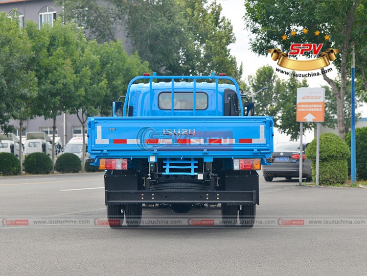ISUZU KV100 Goods Carrying Lorry - Rear Side