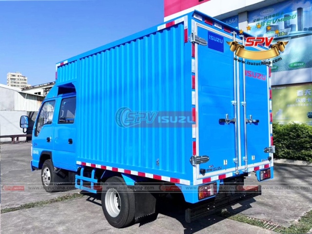 Double Rows Box Truck ISUZU