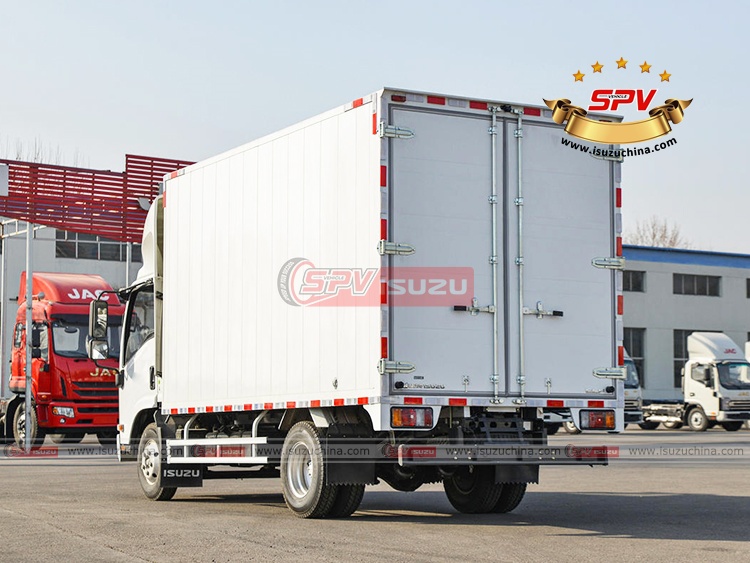 ISUZU M100 Goods Van Truck - Rear Left Side