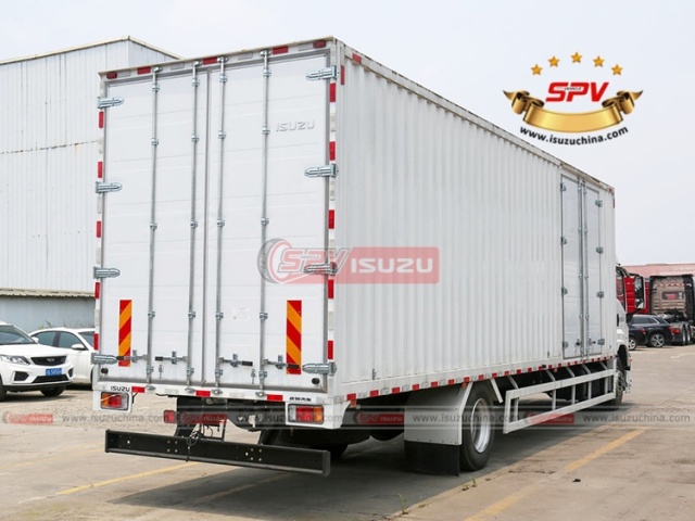 Van Truck ISUZU GIGA