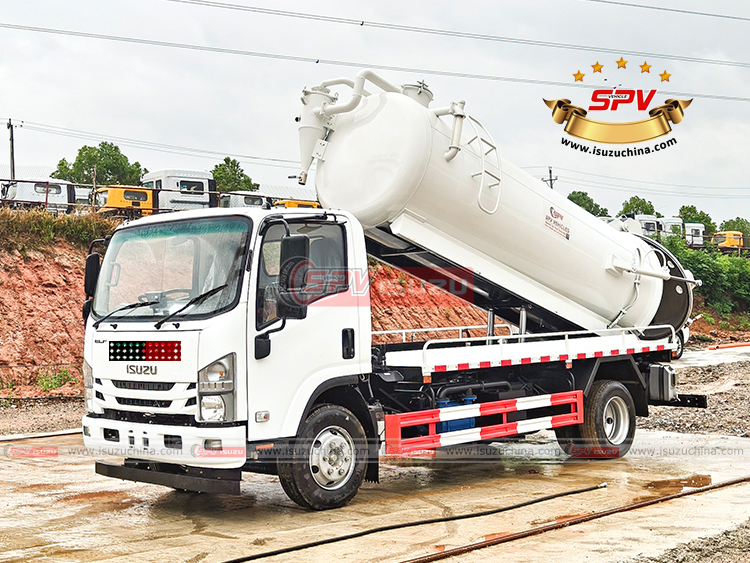 6,000 Litres Sewage Vacuum Truck ISUZU to PNG