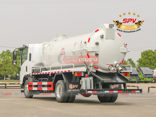 Cesspool Suction Truck ISUZU